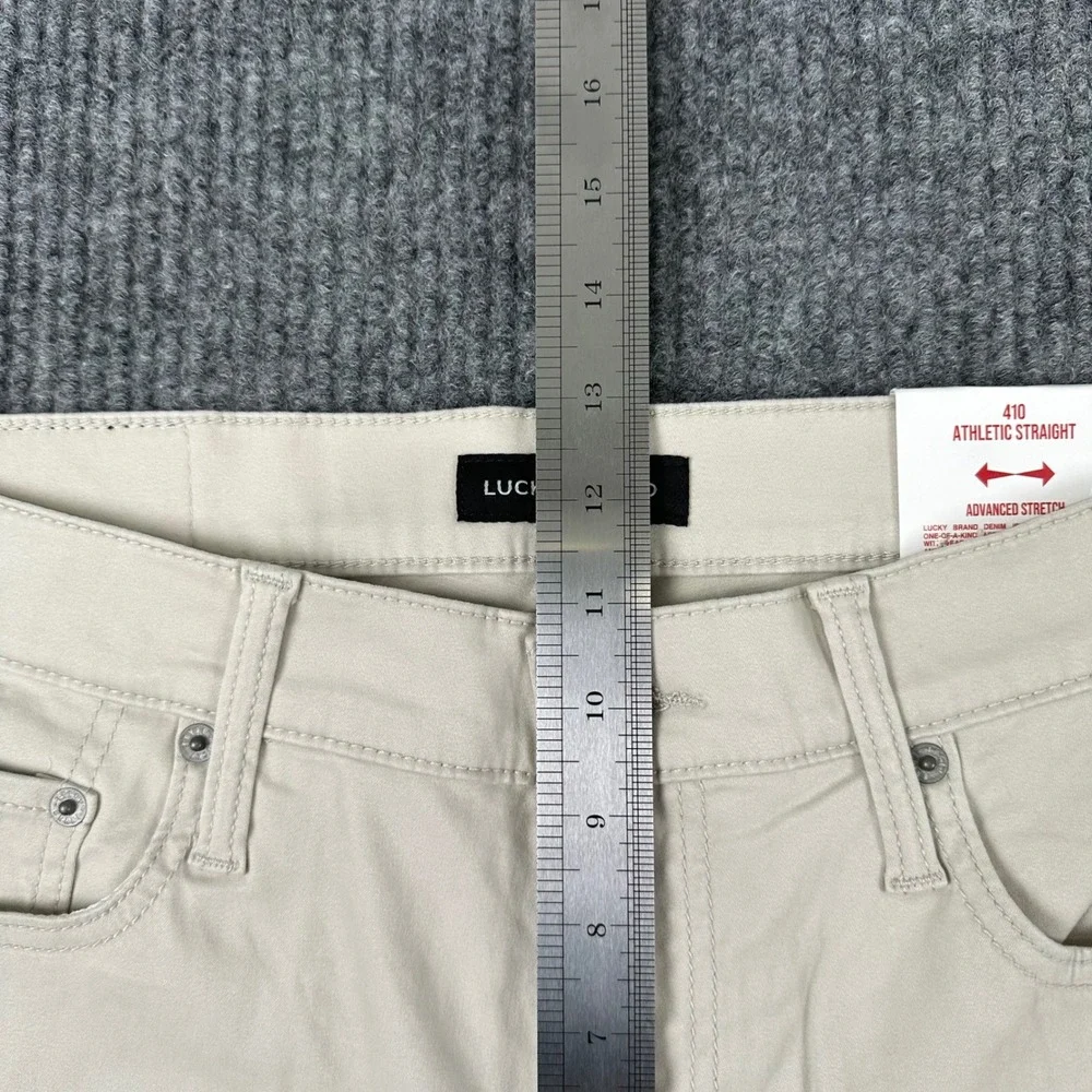 NWT Lucky Brand 410 Athletic Straight Pants Mens 32x30 Moon Beige Cotton Stretch
